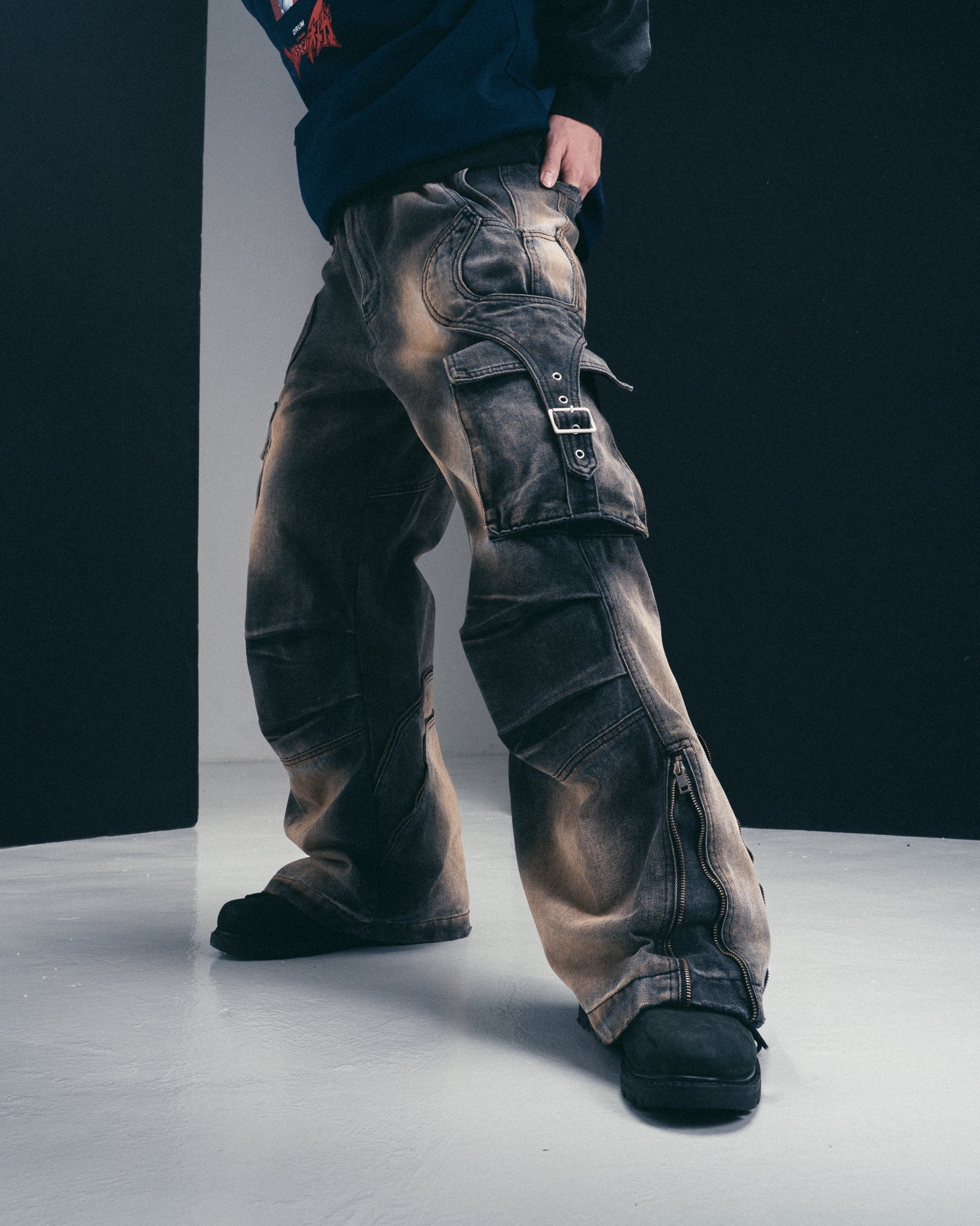 Baggy, Slim, or Straight? How to Choose the Right Pants Cut for Streetwear