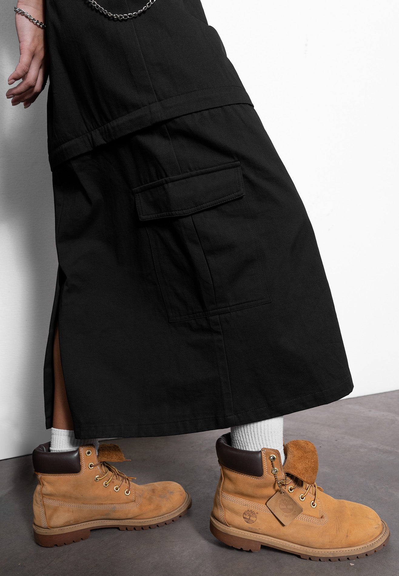 Select Women 2 Ways Detachable Aline Long Skirt- Black