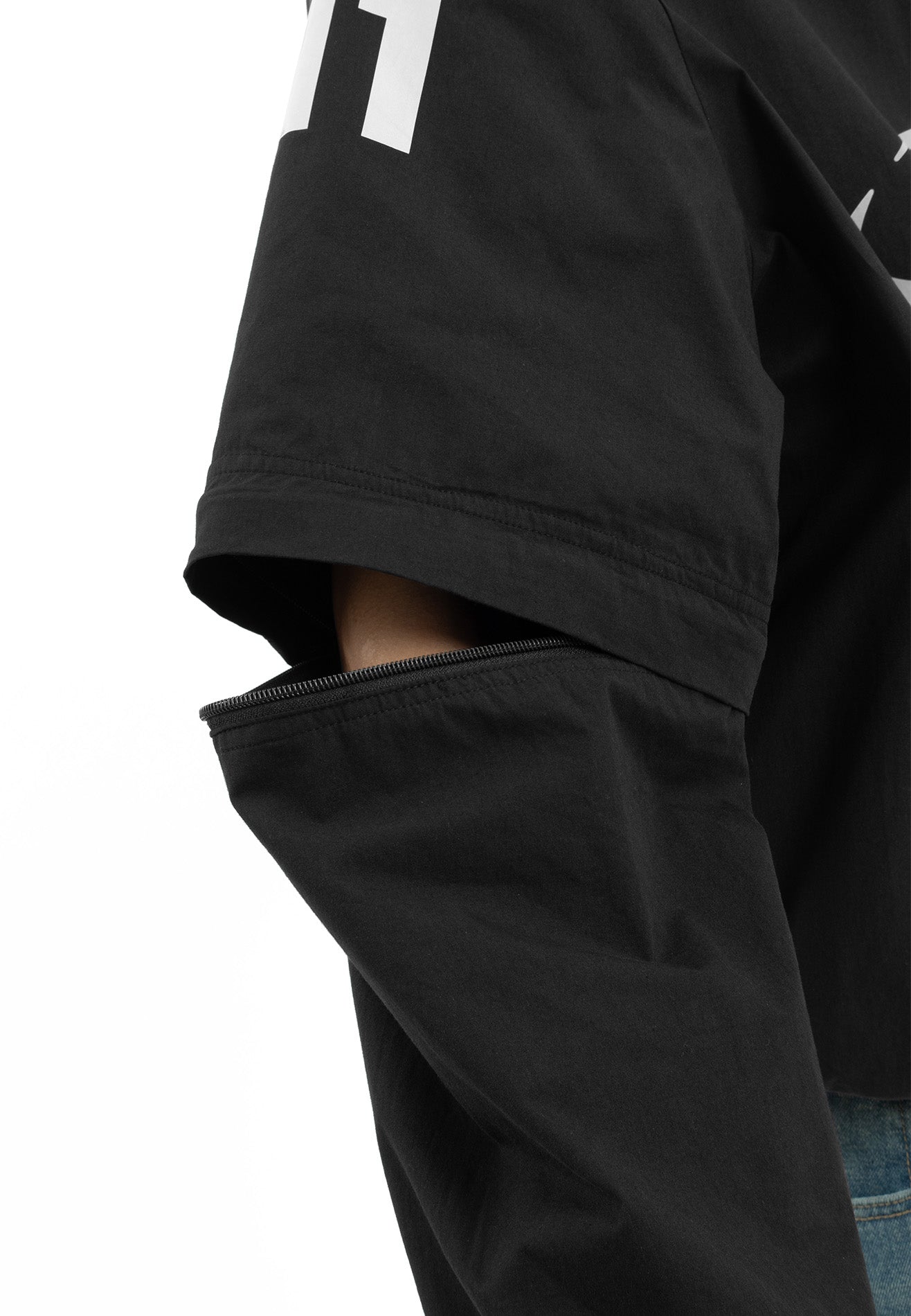 Select Racing Collection Detachable Sleeve Reflective Hoodie- Black