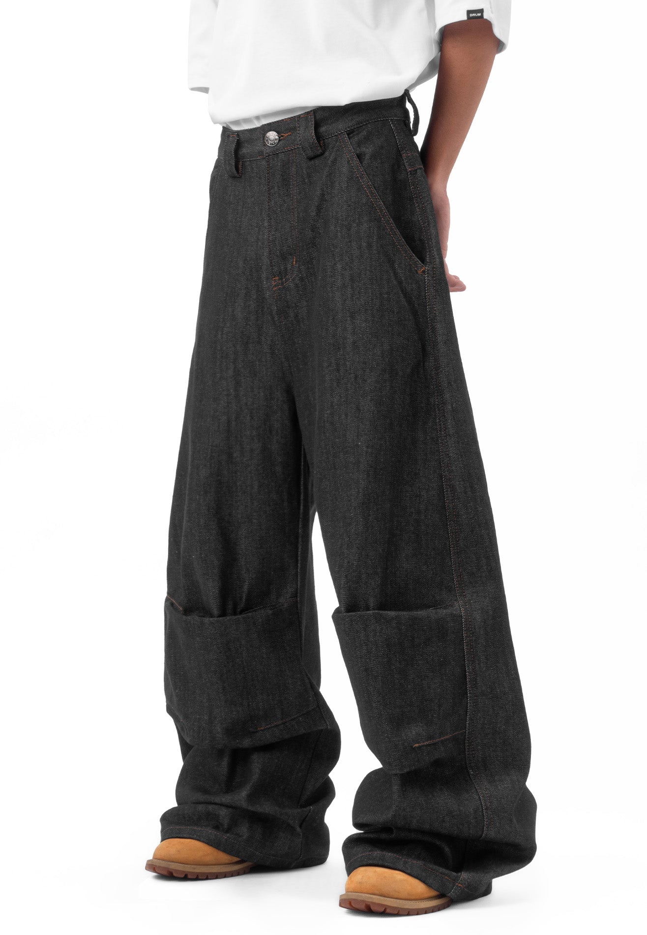 DRUM S. Knee details Super baggy Jeans- Black Blue