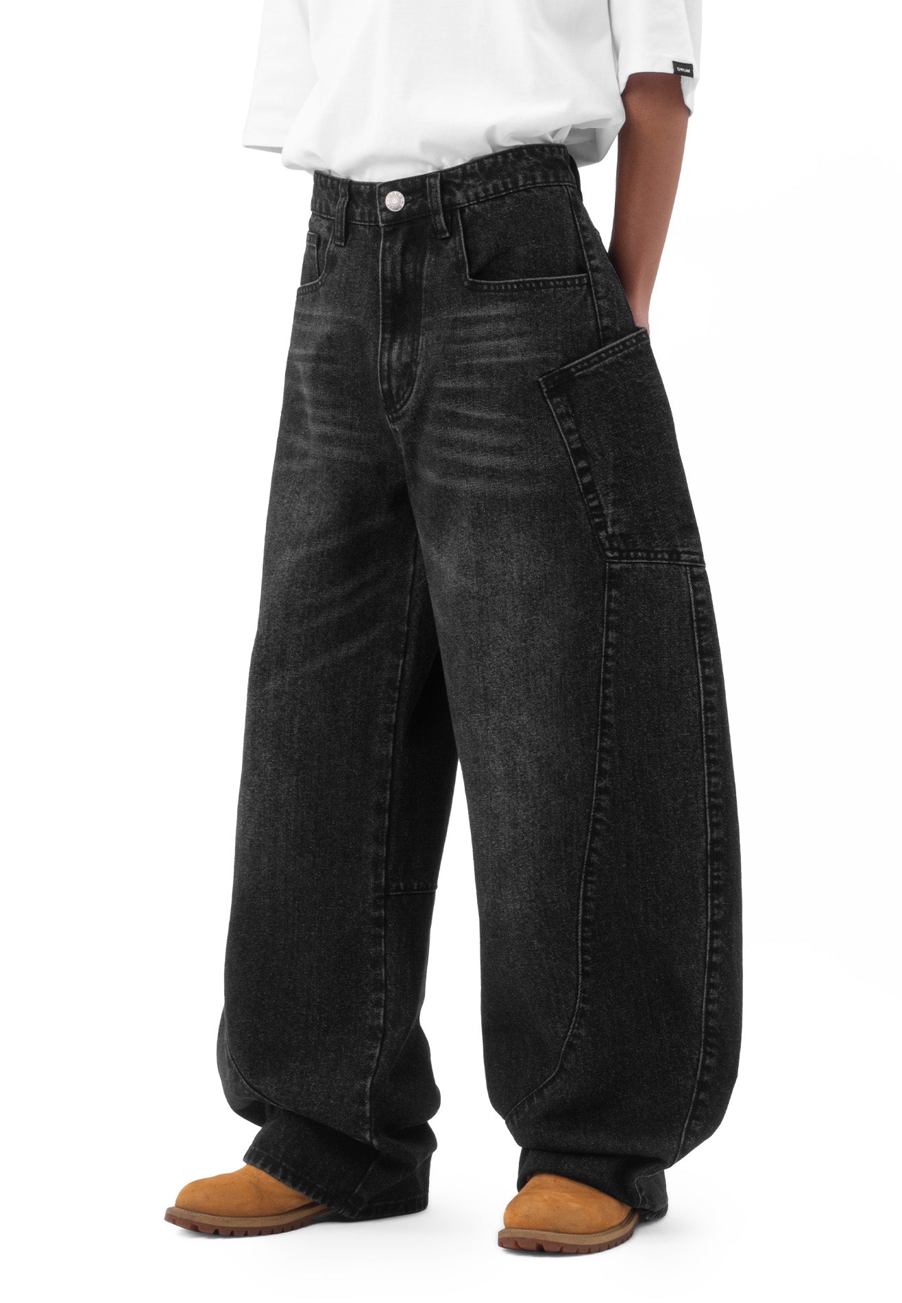 DRUM S. Balloon Cut Washed Denim Super Baggy Jeans- Black