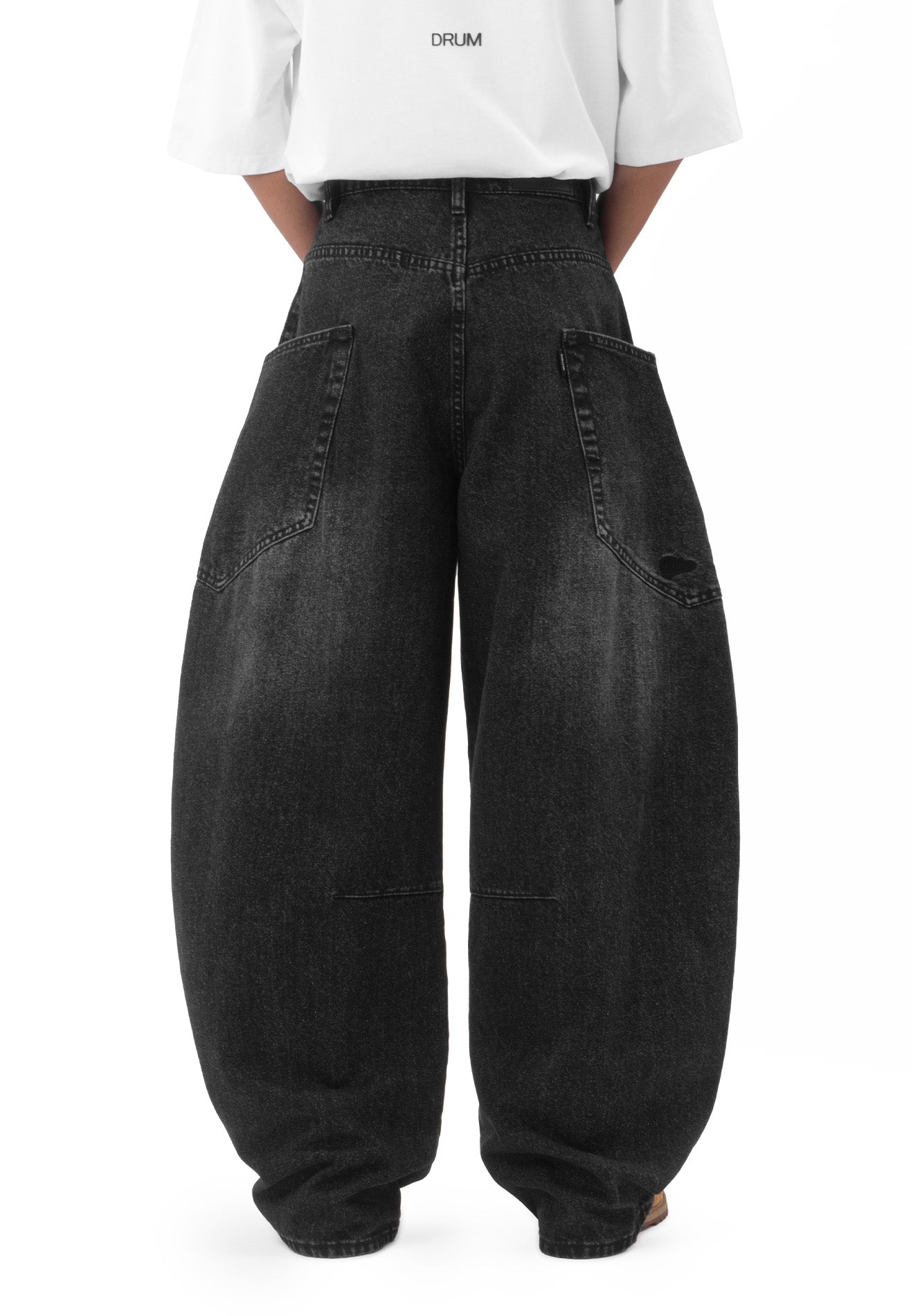 DRUM S. Balloon Cut Washed Denim Super Baggy Jeans- Black