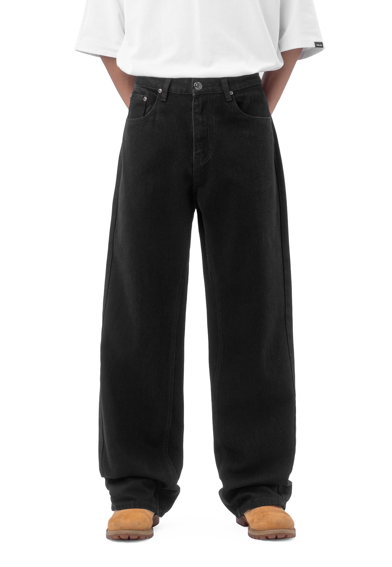 DRUM S. Classic Washed Baggy Jeans- Black