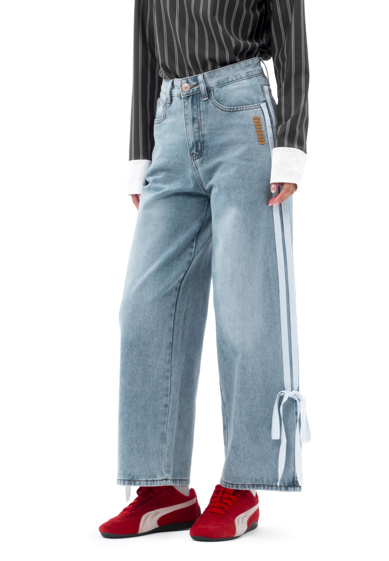 DRUM S. Women Twill Tape Ribbon Baggy Jeans- Light Blue