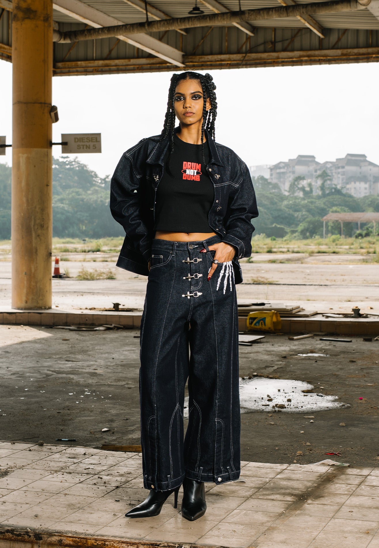 DRUM S. Denim Syndicate Clasp Buckle Jacket- Navy