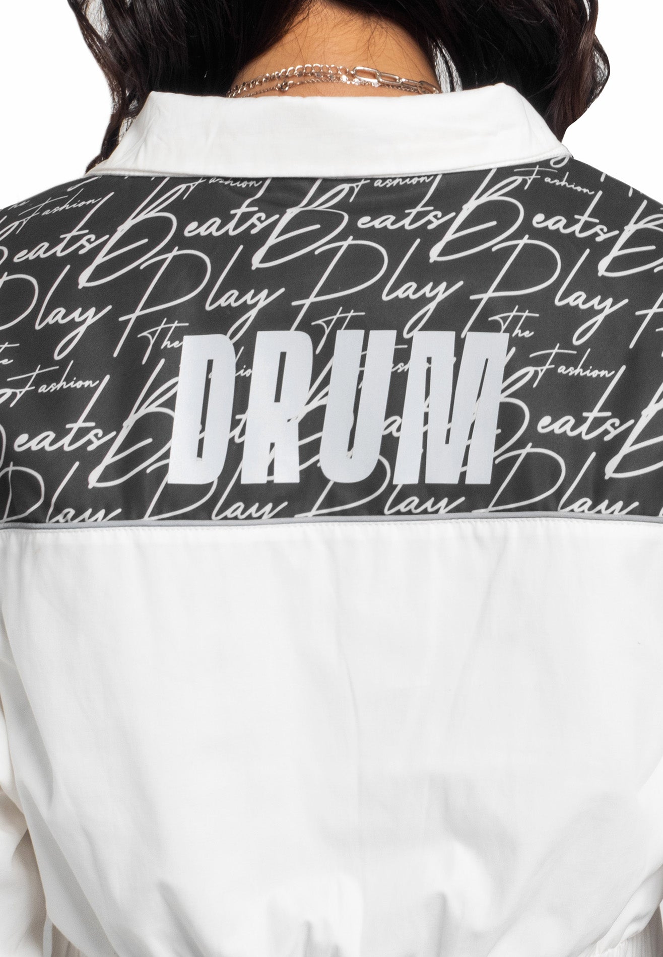 Select Women Lightweight Reflective Print Crop Jacket- White