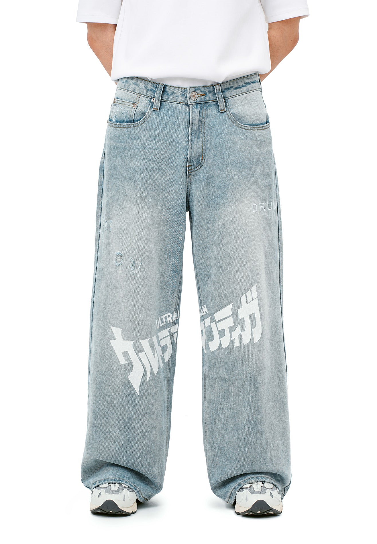 DRUM | ULTRAMAN Embroidery Super Baggy Jeans- Light Blue