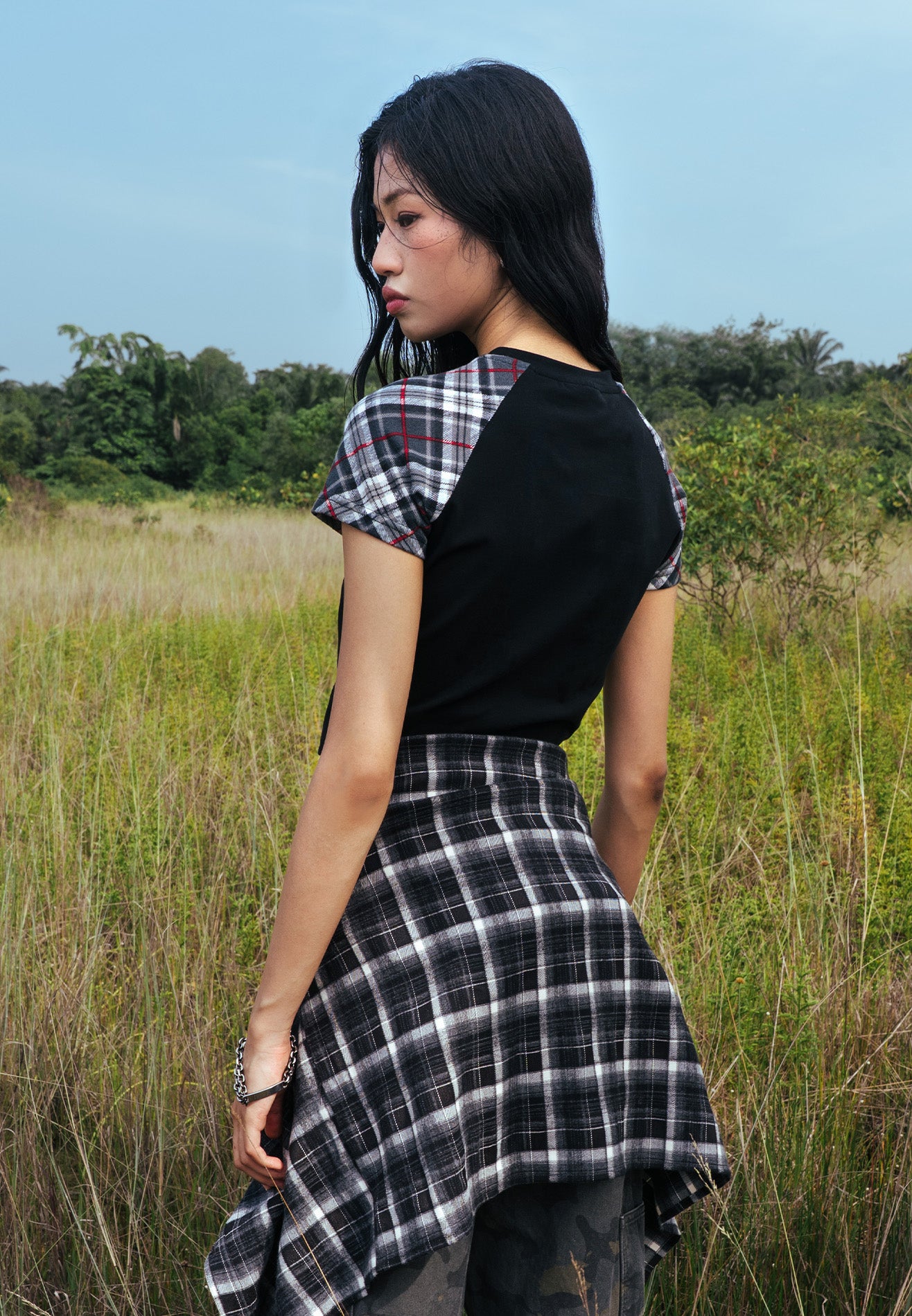 DRUM E. Women Checked Raglan Sleeve Top- Black