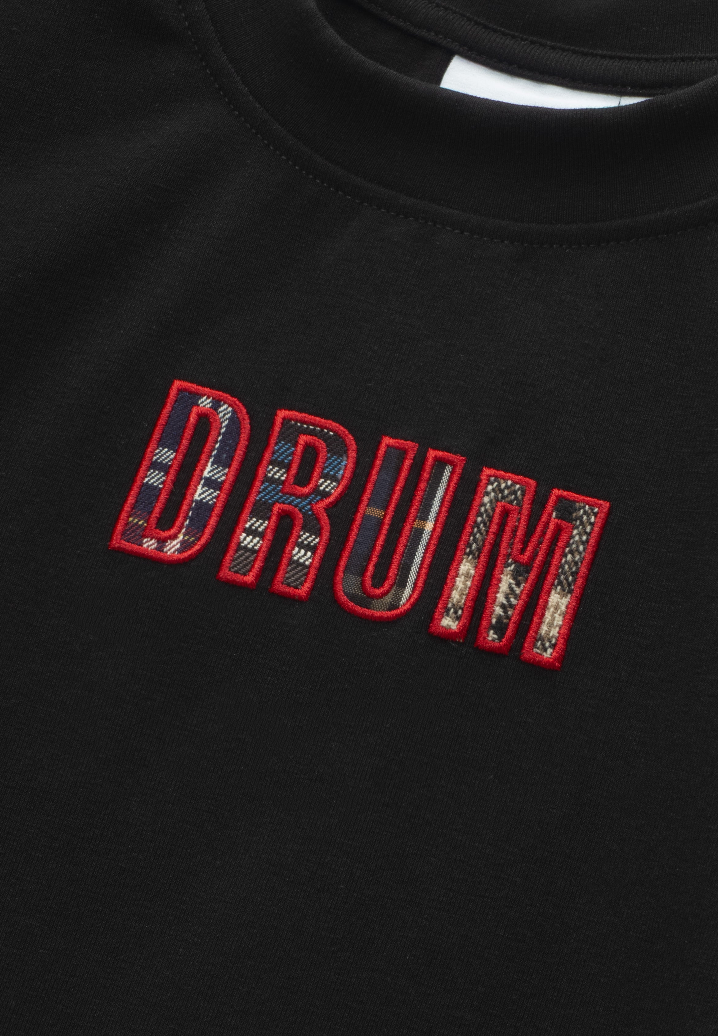 DRUM E. Women Logo Applique Top- Black
