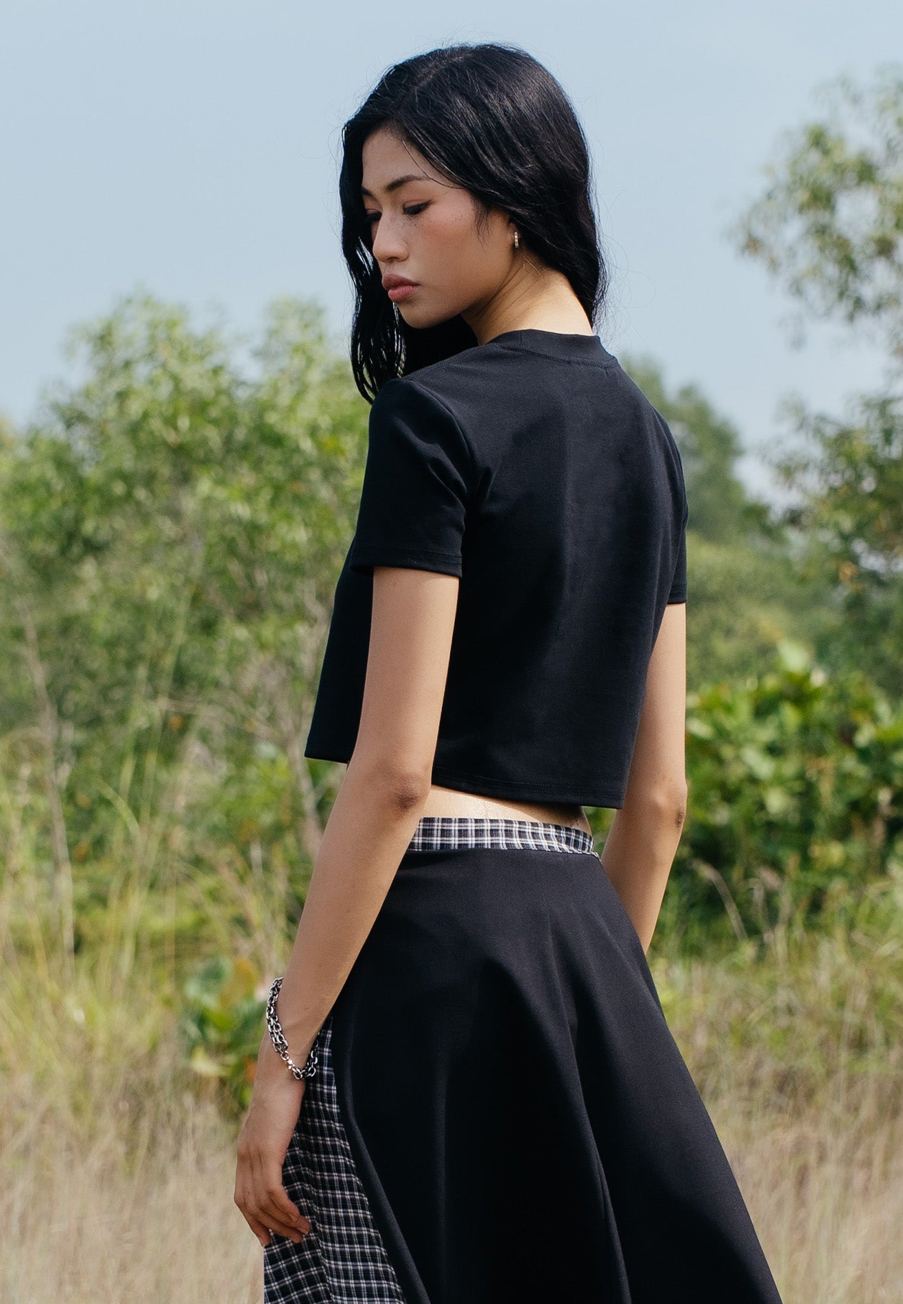 DRUM E. Women Logo Applique Top- Black