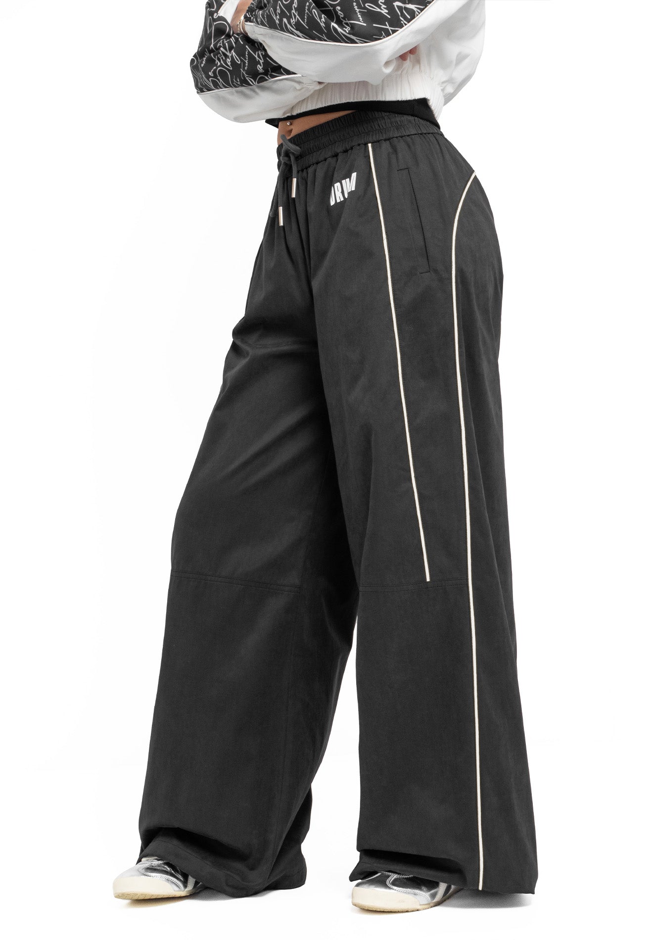 SELECT Ladies Reflective details Baggy Long Pants- Dark Grey