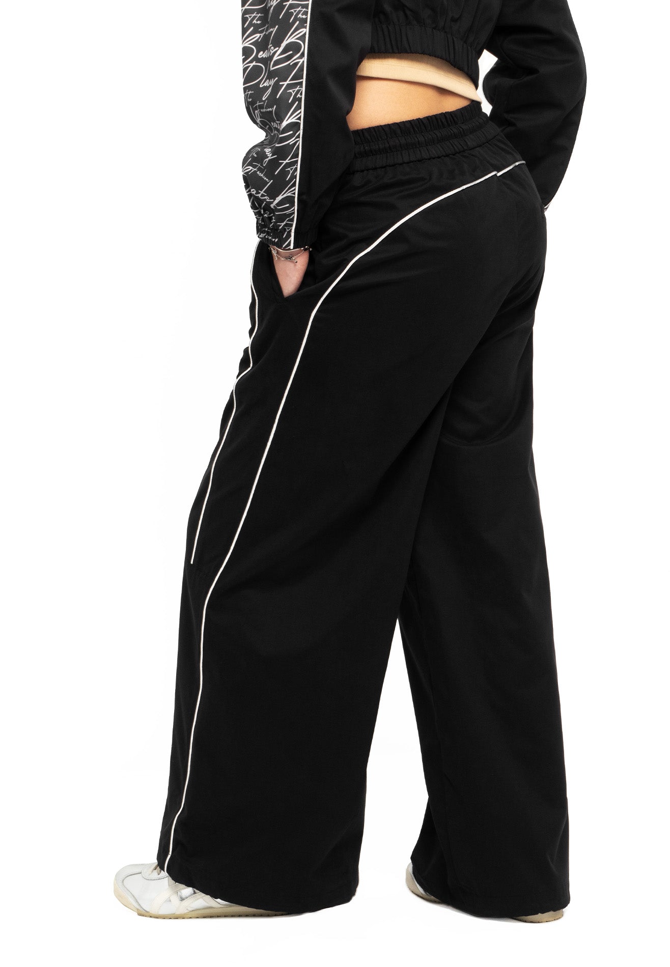 SELECT Ladies Reflective details Baggy Long Pants- Black