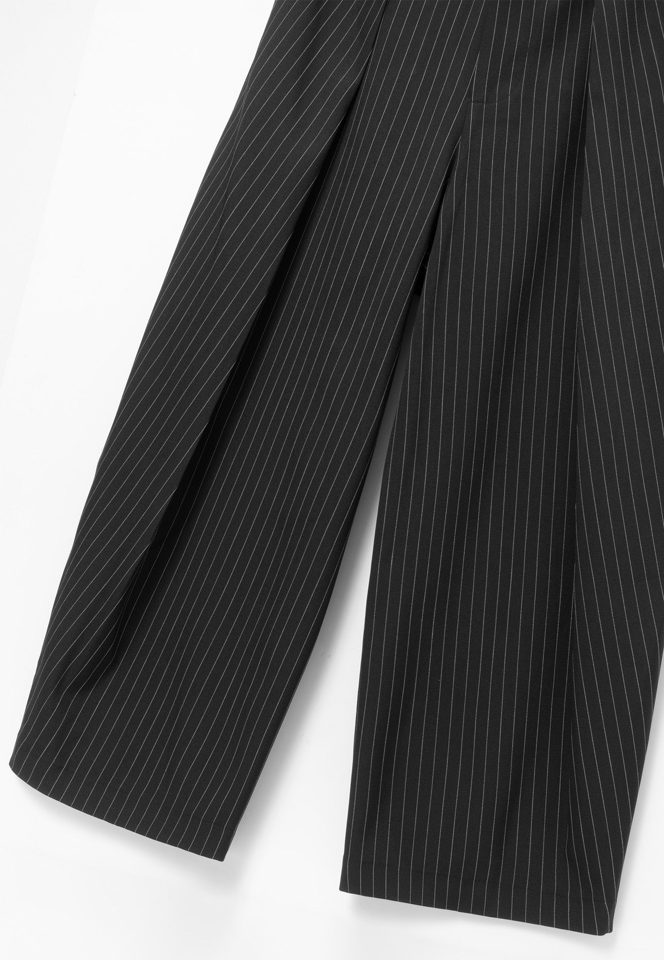 DRUM S. Striped Pleated Pants - Black