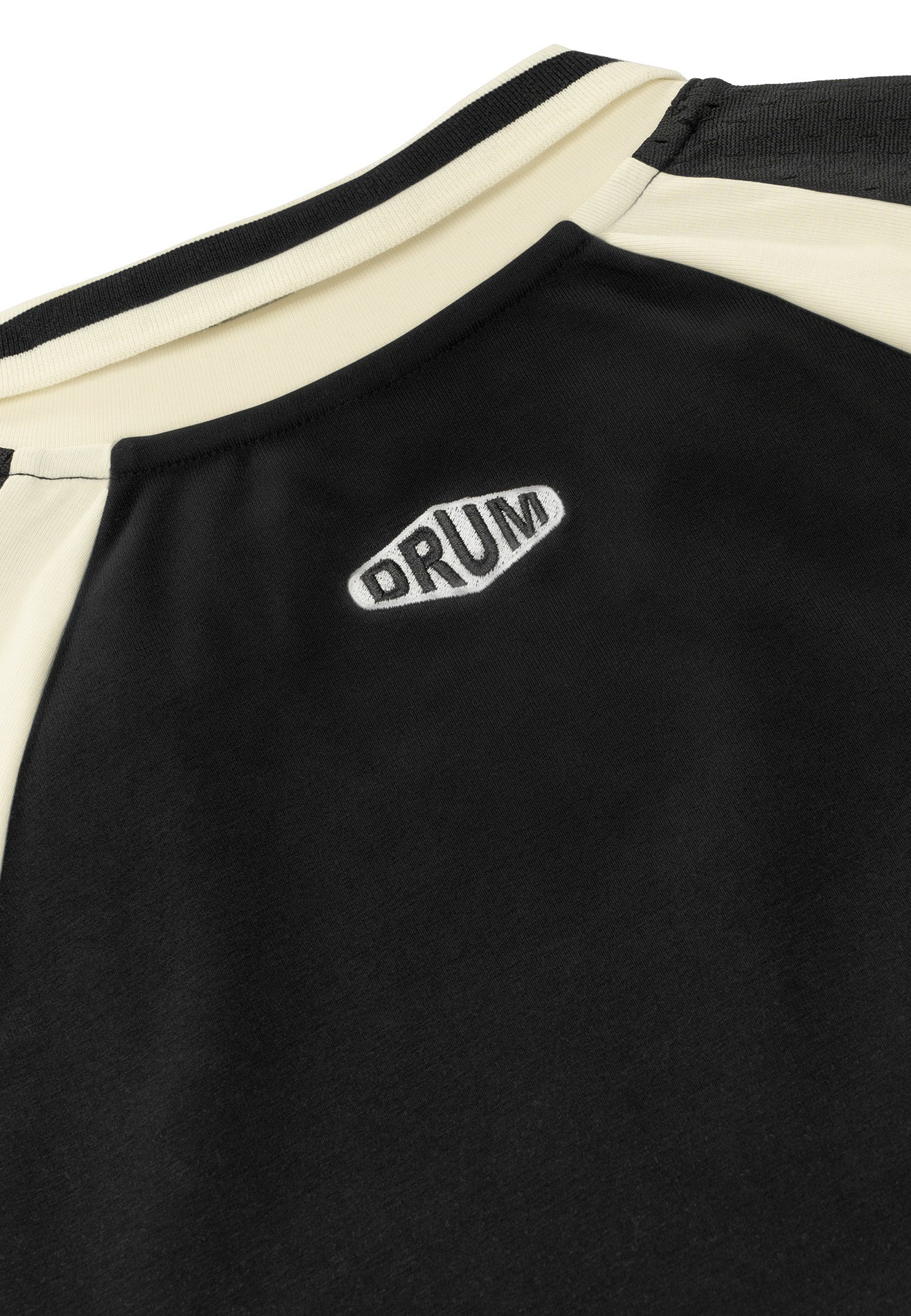 DRUM S. Women Cut & Sew Details Polo Crop Top- Black