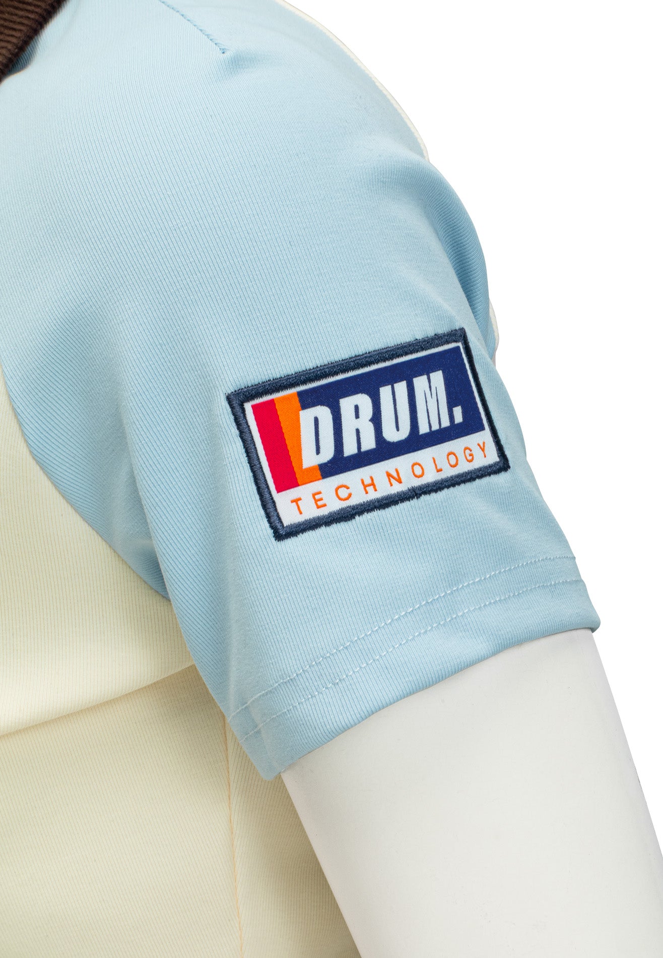 DRUM S. Women Raglan Details Polo Crop Top- Beige