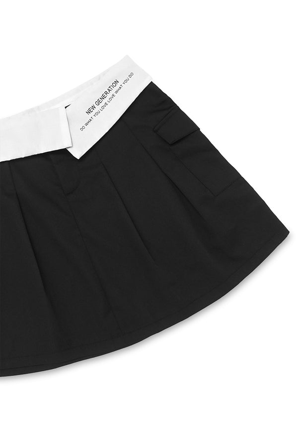 Contrast Waist Details Short Skirt- Black