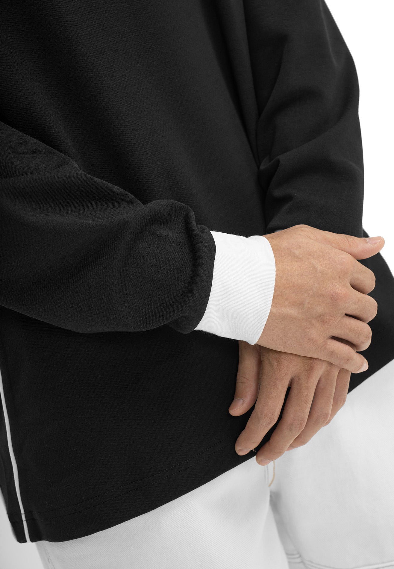 DRUM Select Graphic Long Tee- Black