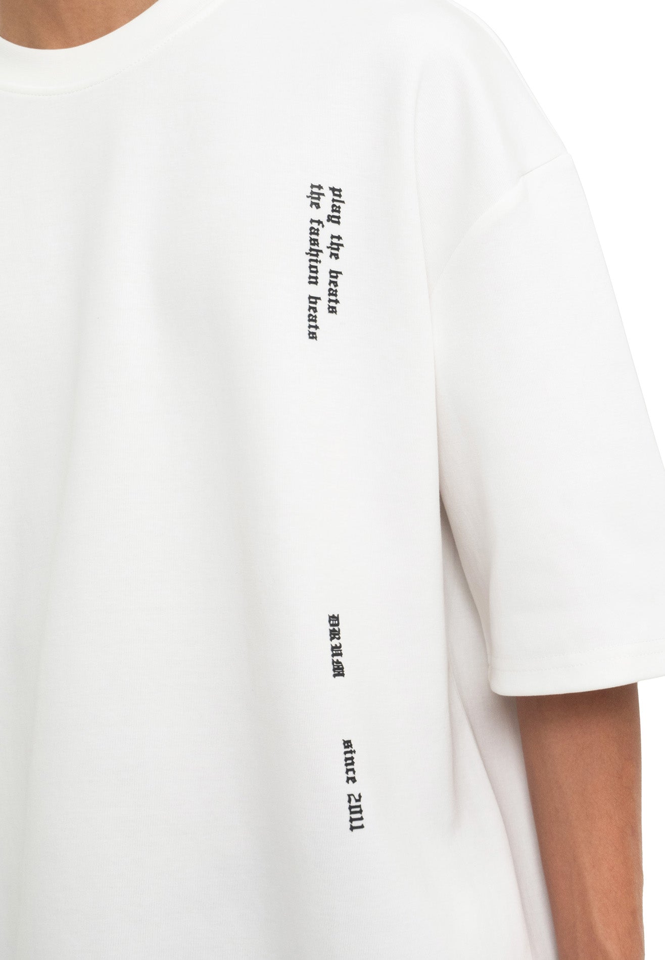 Select Beats Embroidery Oversized Tee- White