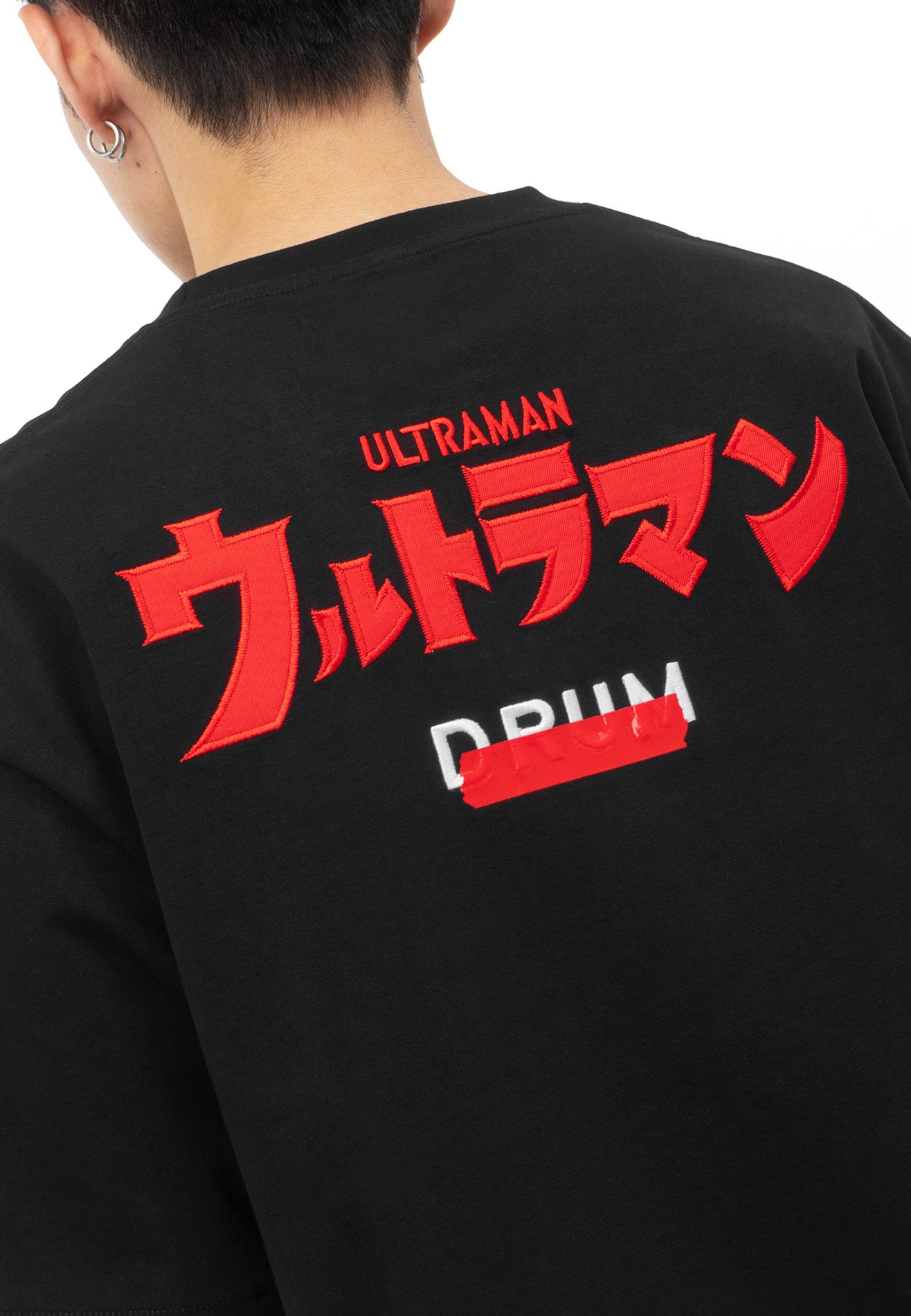 DRUM | ULTRAMAN Silicon Tape Details Oversized Tee- Black