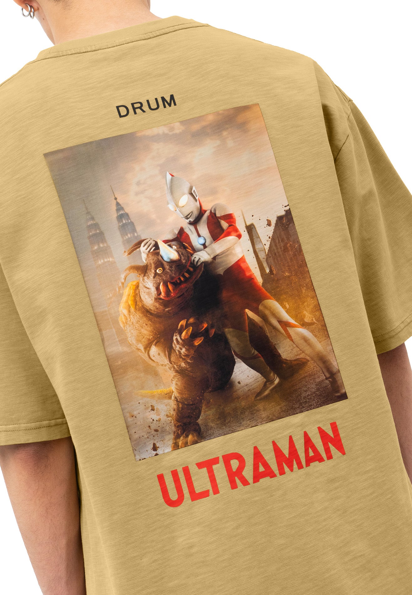 DRUM | ULTRAMAN Photoprint Stoned Washed Oversized Tee- Khaki