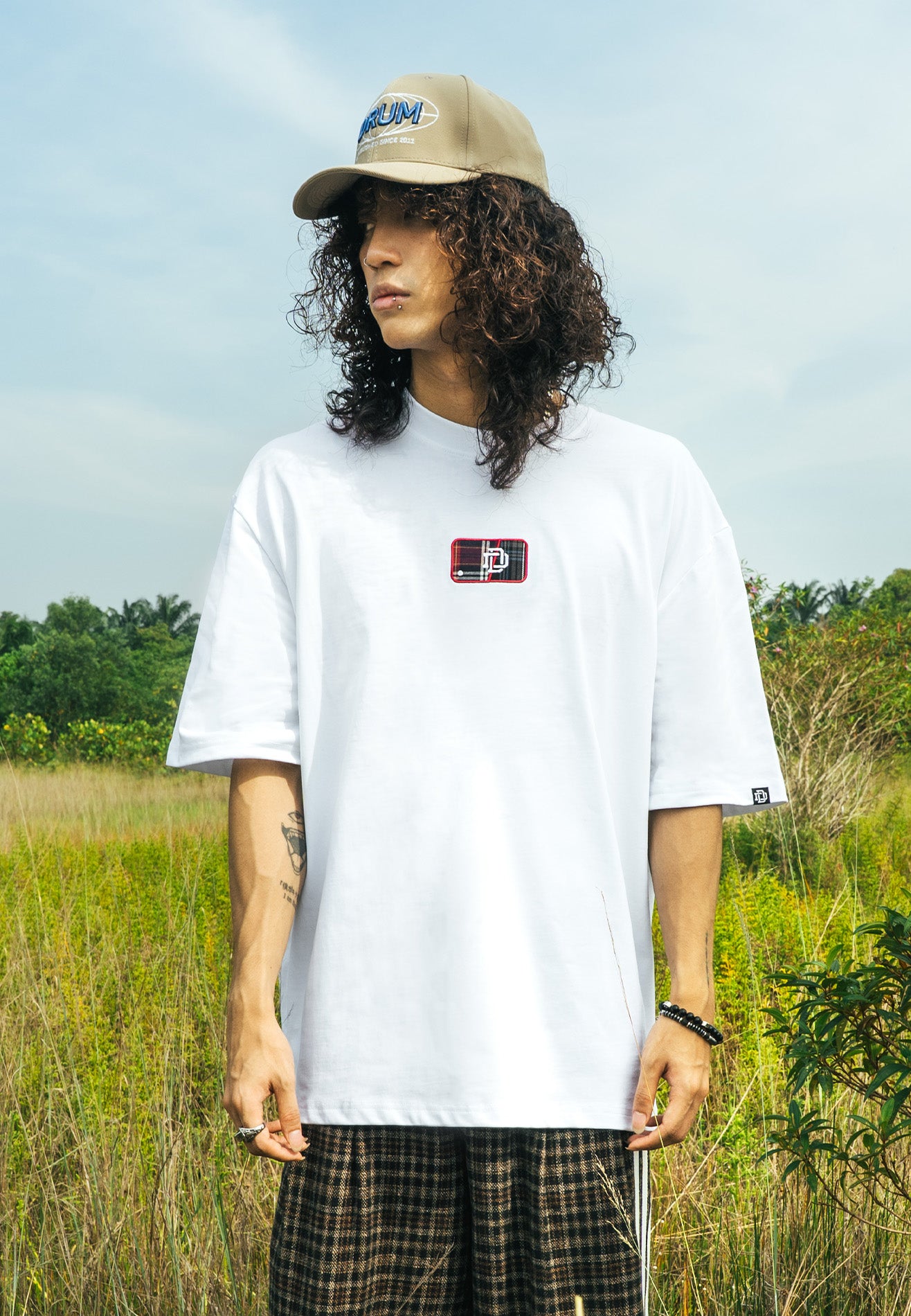 DRUM S. Flannel Applique Oversized Tee- White