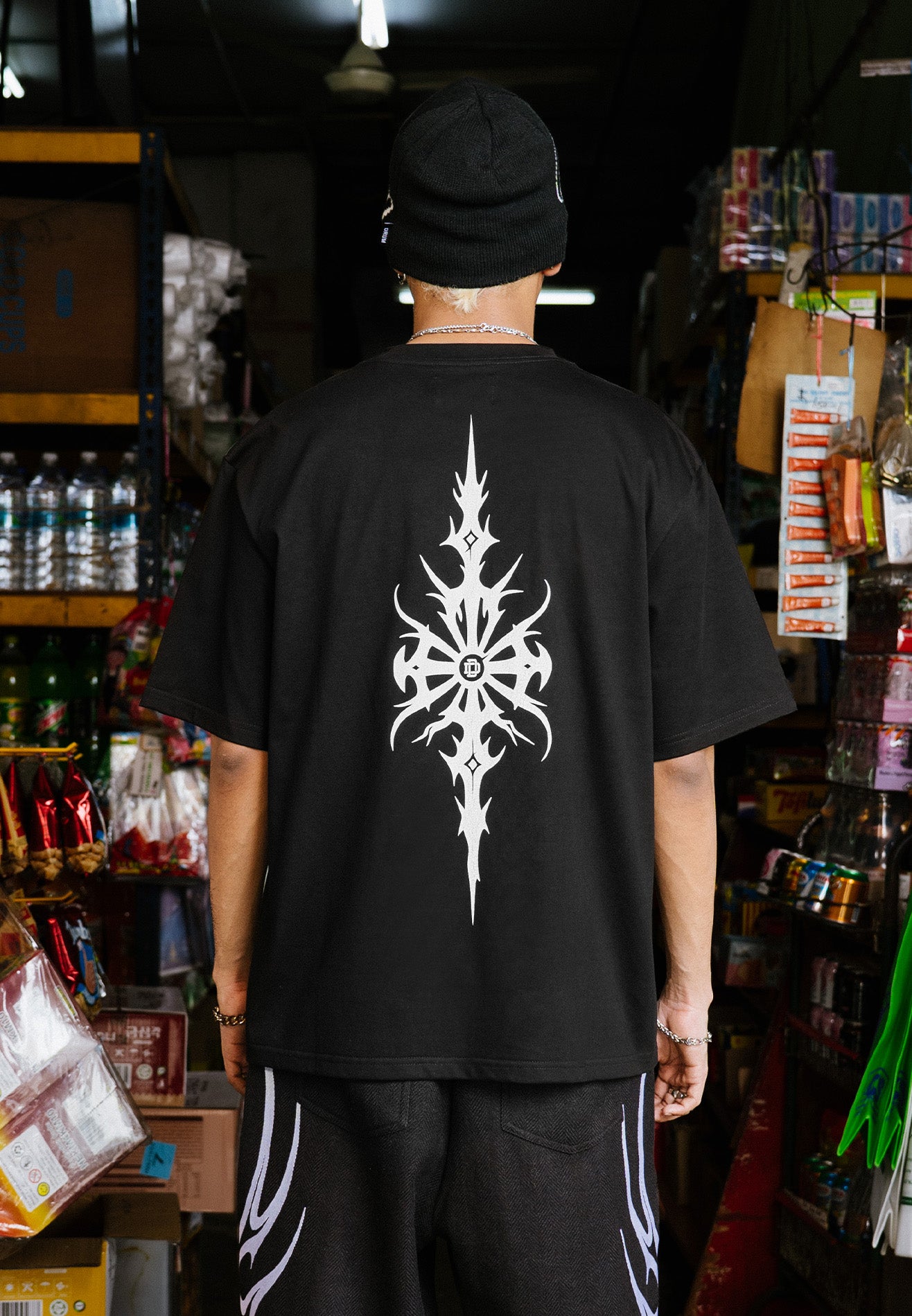 DRUM X AOS Logo Embroidery Trible Graphic Cracking Rubber Print Oversized Tee- Black