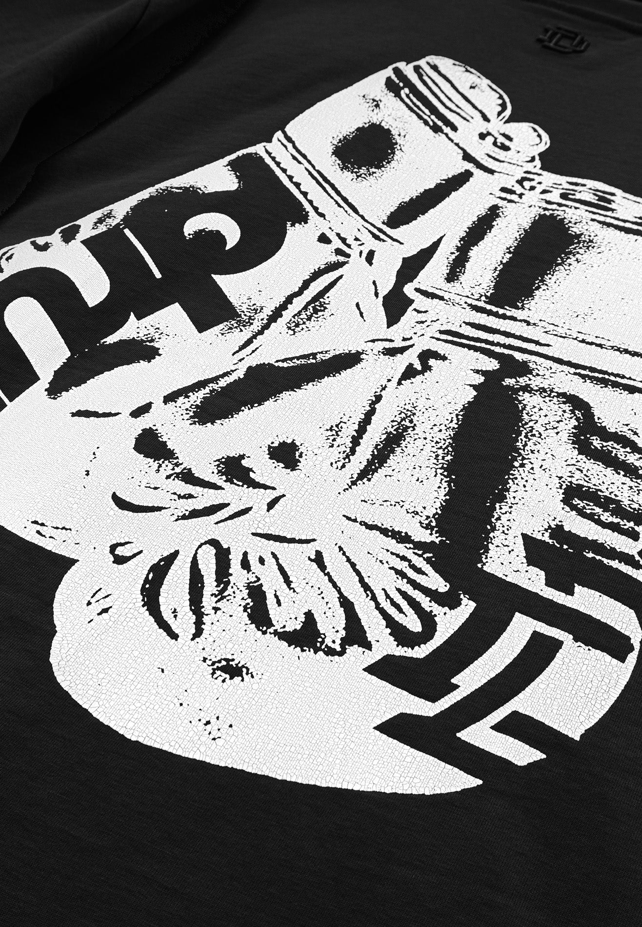 Drum X Kabilan Boxing Glove Grunge Photoprint Oversized Tee- Black