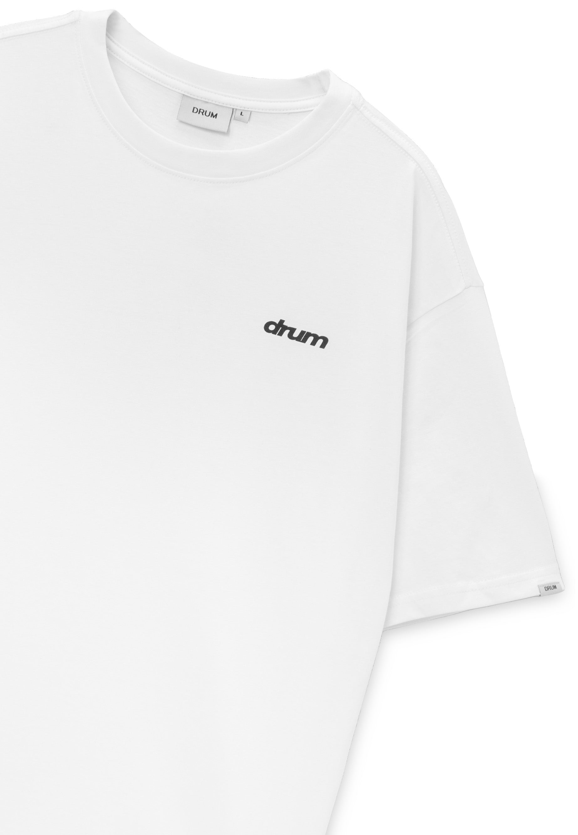 DRUM E. Casual Logo Relaxed Fit Tee- White