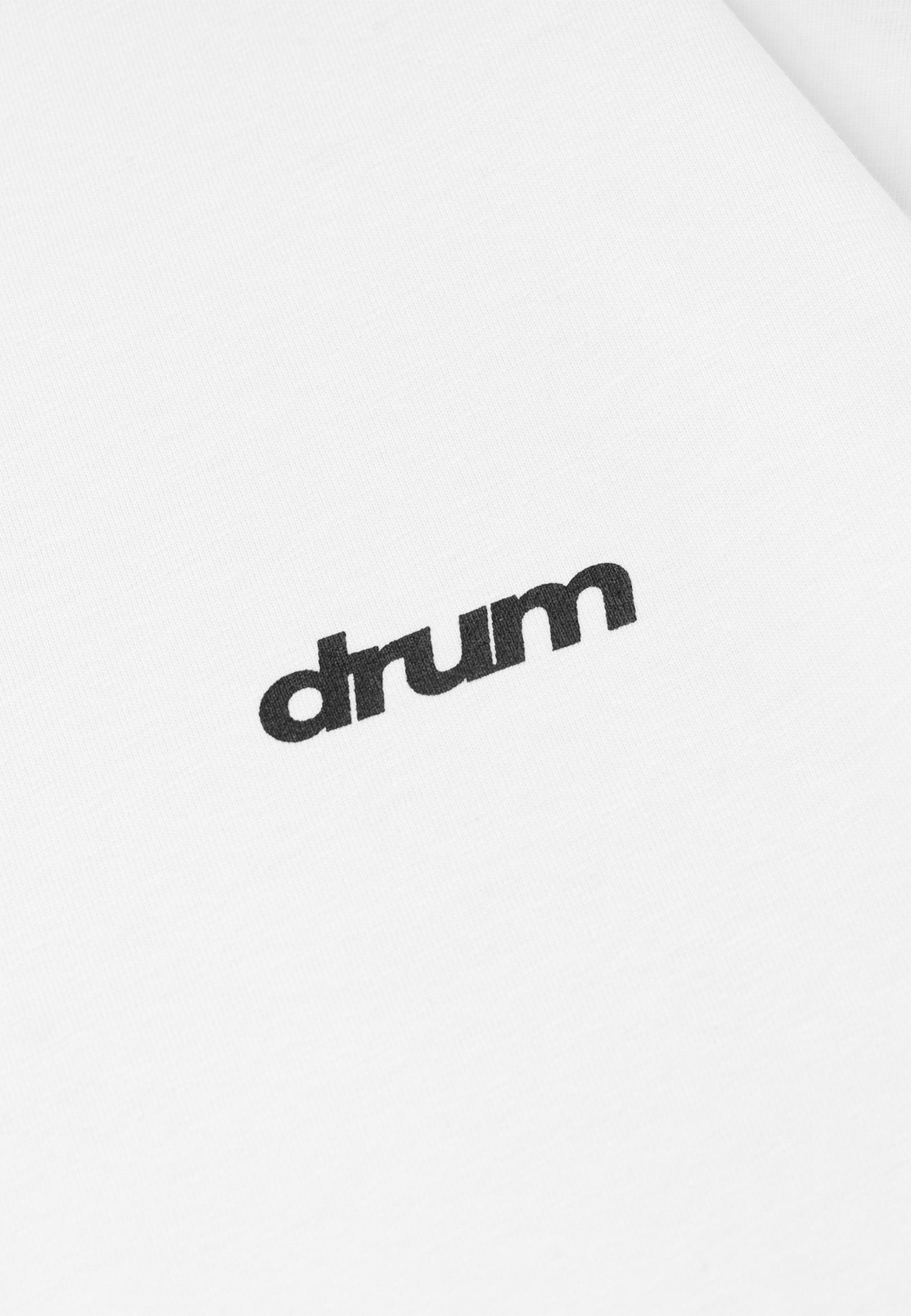 DRUM E. Casual Logo Relaxed Fit Tee- White