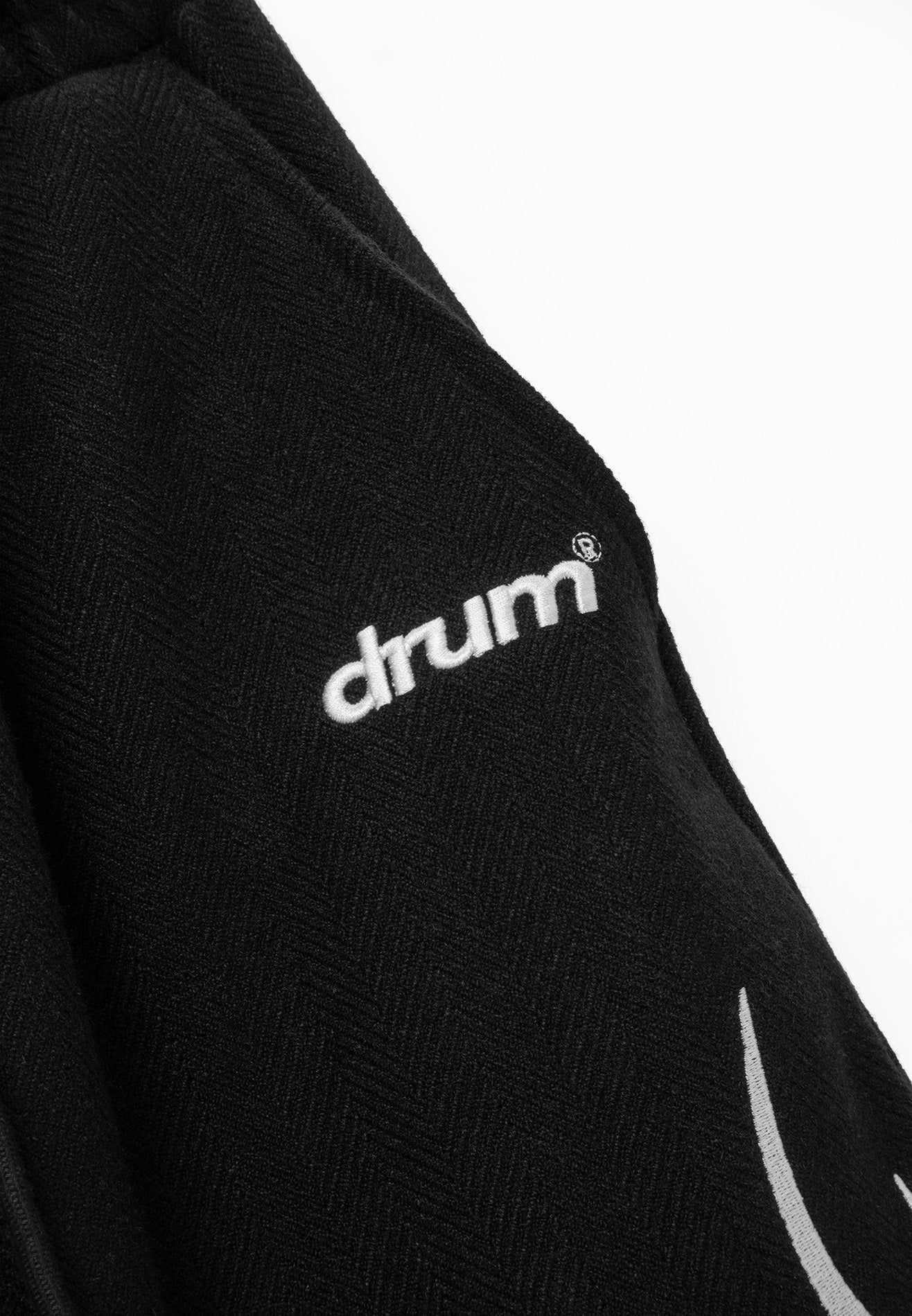 DRUM X AOS Trible Graphic Embroidery Sweatpants- Black