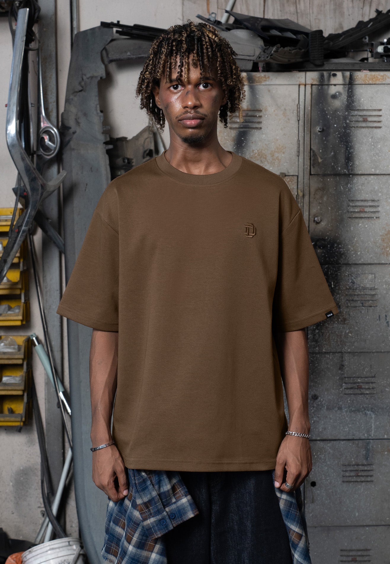 DRUM Essential Icon Embroidery Oversized Tee- Brown