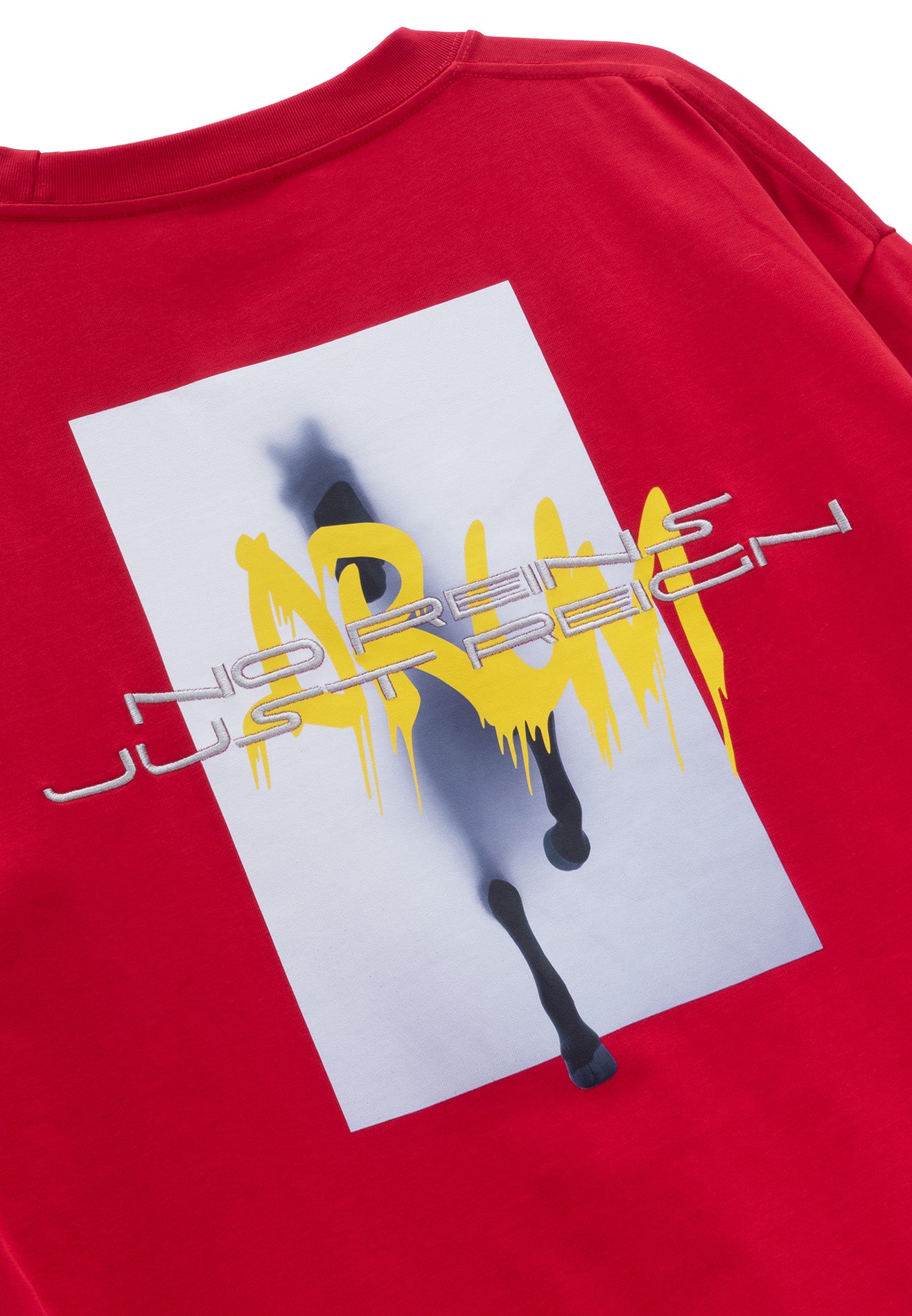 DRUM S. Horse Photo Print Oversized Tee- Red