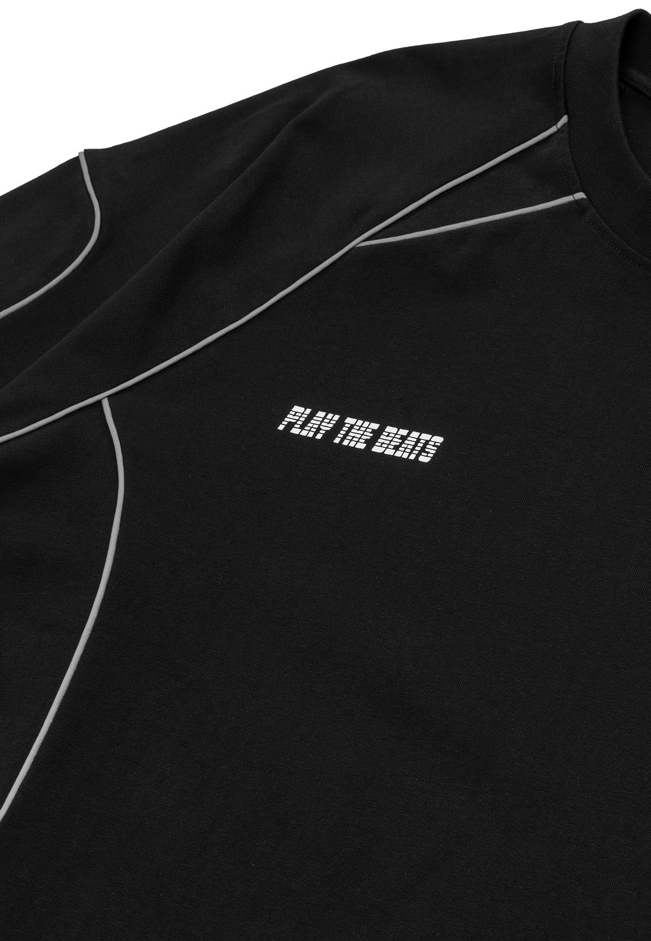 DRUM S. 3D Embroidery Pipping Raglan Oversized Tee- Black