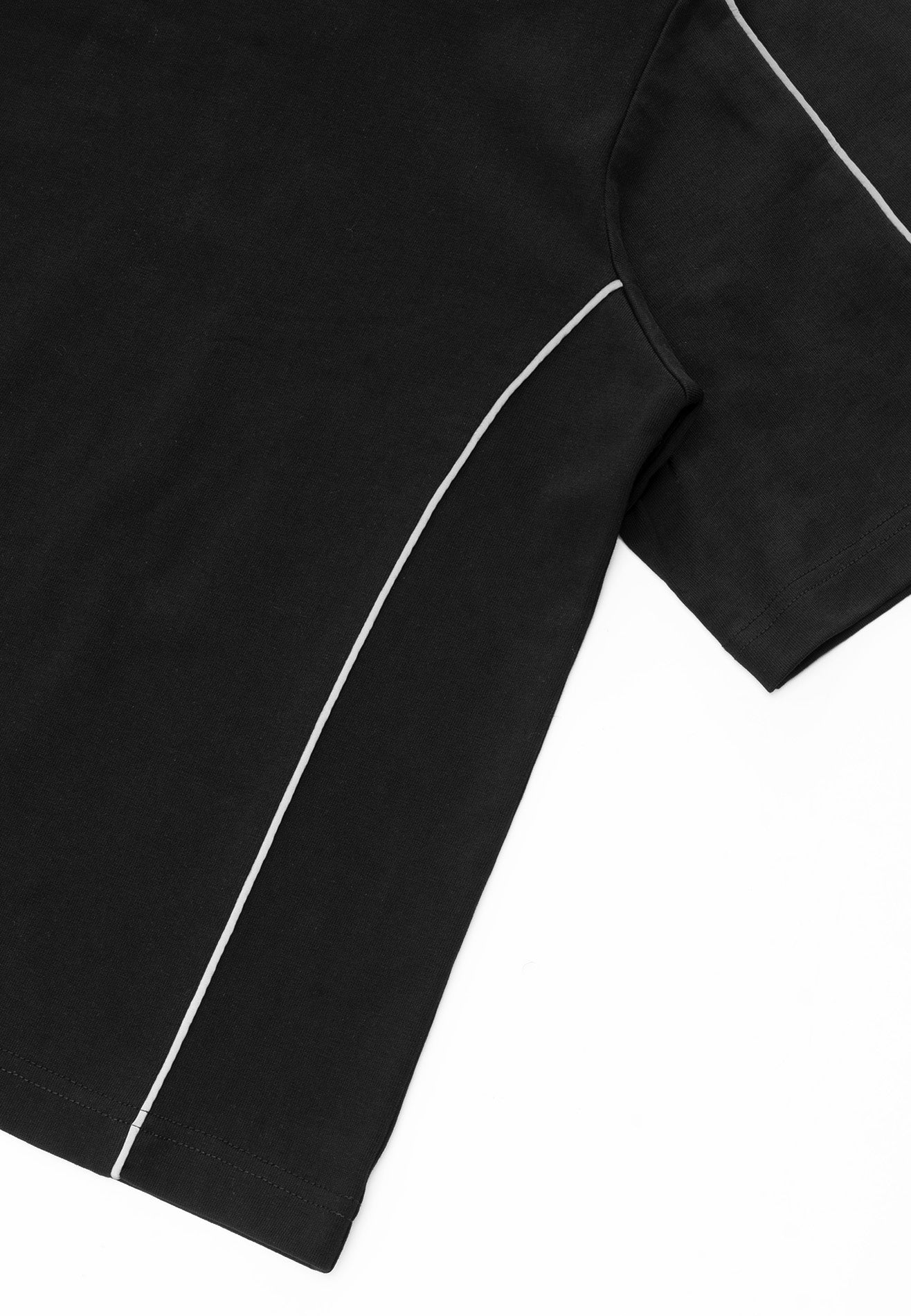 DRUM S. Classic Reflective Oversized Boxy Tee- Black