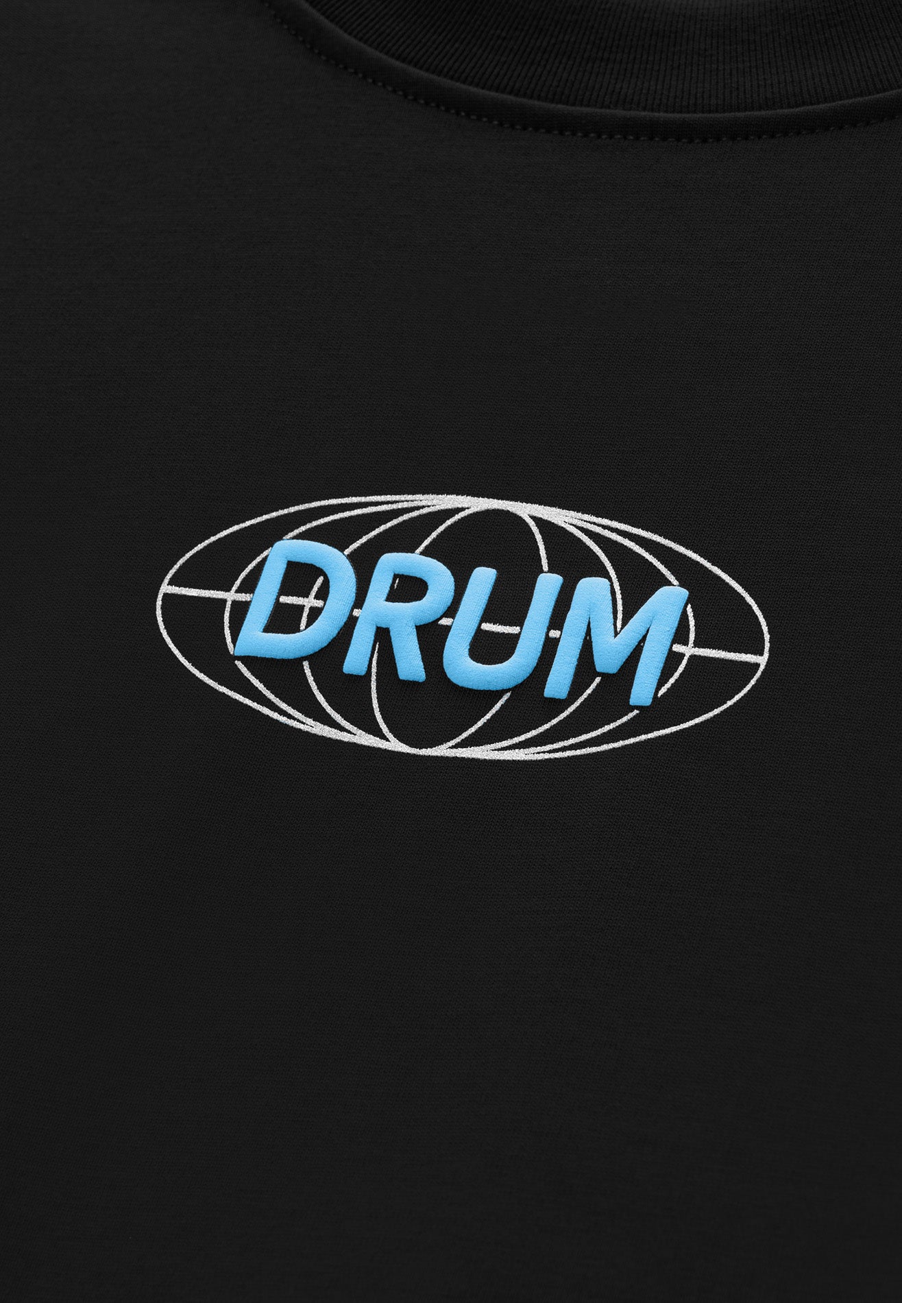 DRUM S. 3D Globe Logo Puff Oversized Tee- Black