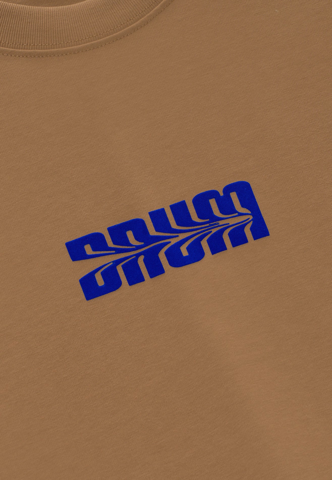 DRUM S. Flocking Print Slogan Oversized Tee- Brown