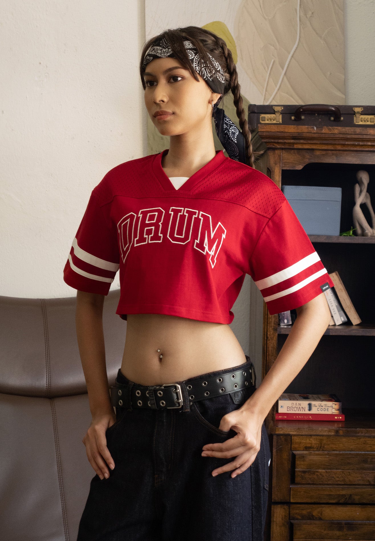 DRUM S. Women Embroidery Logo 36 Crop Top- Red